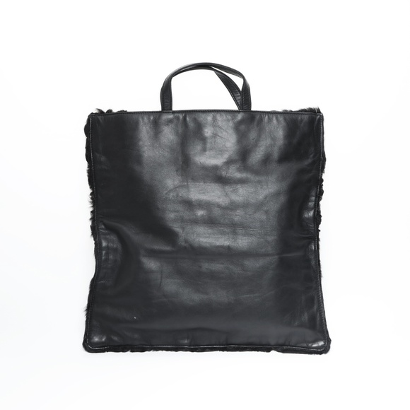 LOEWE fur handbag in black - Picture 6 of 13